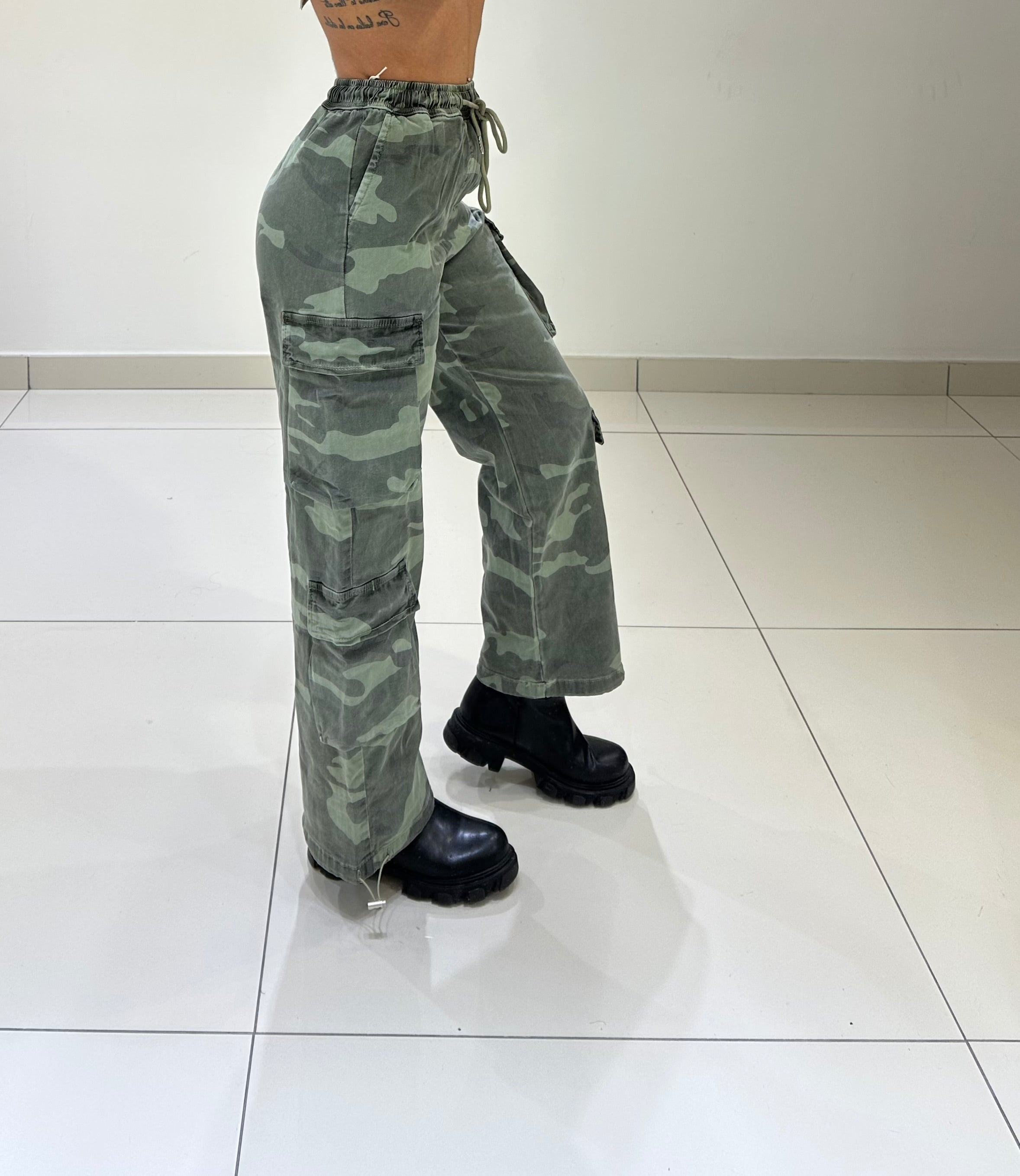 Jeans Cargo War